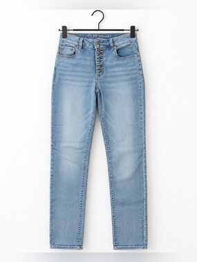 Maurices M Jeans High Rise Button Fly Light Wash Stretch Jeans Size 2 REG
